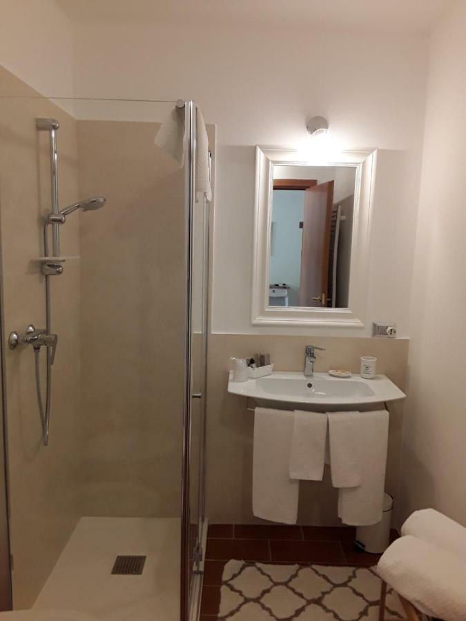 Doppelzimmer mit Patio